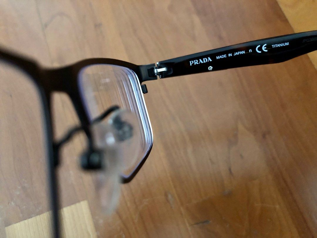 prada spectacles price