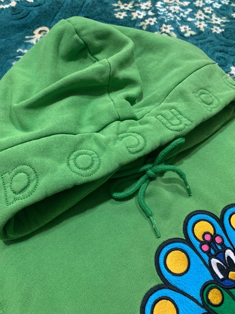 Pancoat Peacock, Men