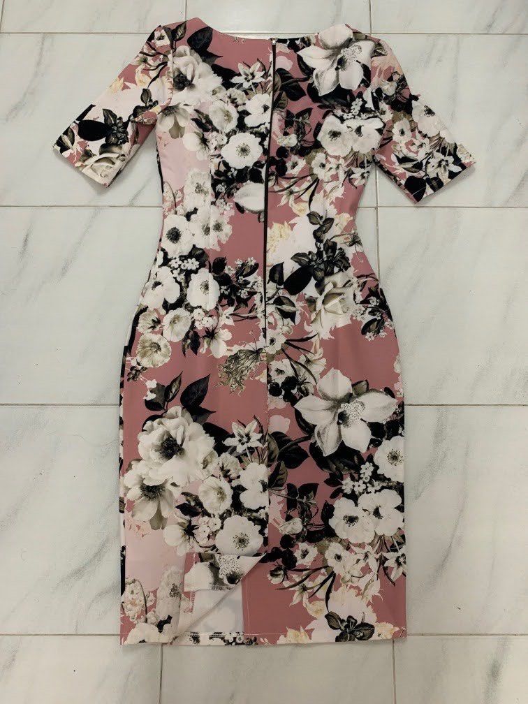 Paper Doll Floral Dress, Women's Fashion, Dresses & Sets, Dresses on