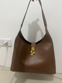 Parisian brown bag