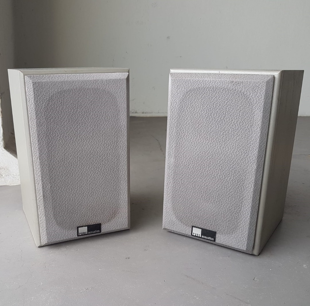 Premium Pure Acoustic Bookshelf Speaker System, Junior Series, 130 Watts, USA, 2Way