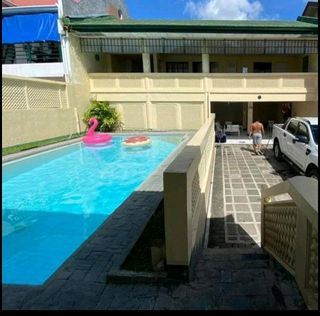 Private Resort Warm Pool Antonio's/ Barkada Ville Pansol Calamba
