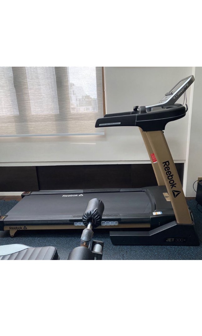 REEBOK TREADMILL, Sports Equipment, Other Sports Equipment and Supplies