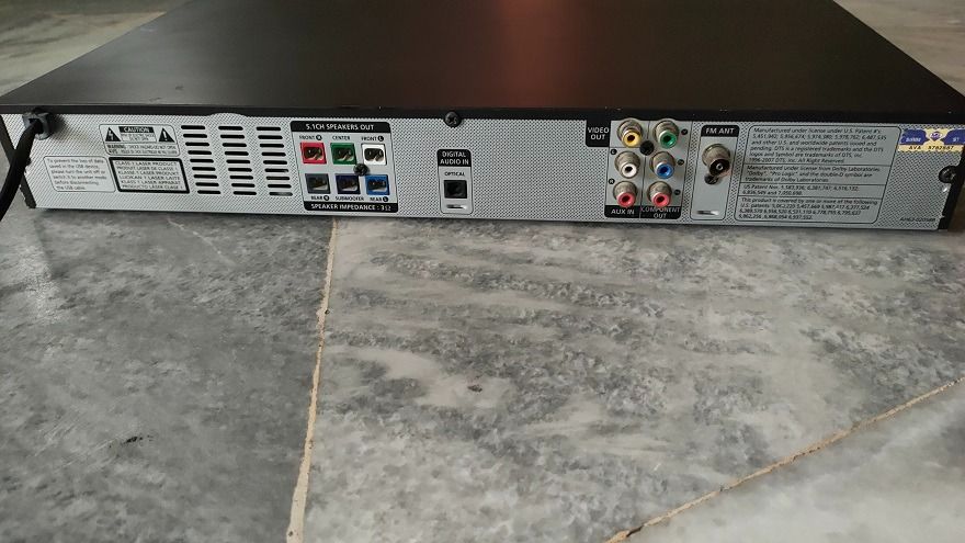 Samsung amplifier home theater 5.1 dvd Player FM AUX USB CAN USE AS AMPLIFIER
