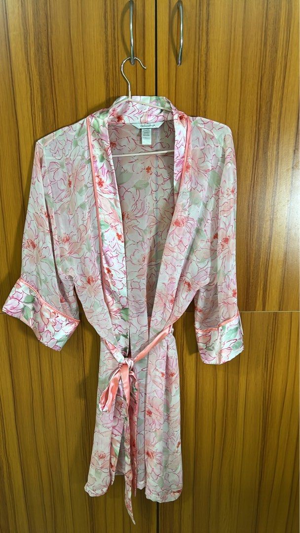 Silk Nightwear Robe Set (Still Available) (Category: Undergarments & Loungewear) located in Makati City. Submitted by declutterx (Listing ID 1230841537, Image 2). Description: Like new condition. .