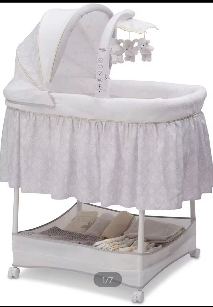 Simmons shop baby bassinet