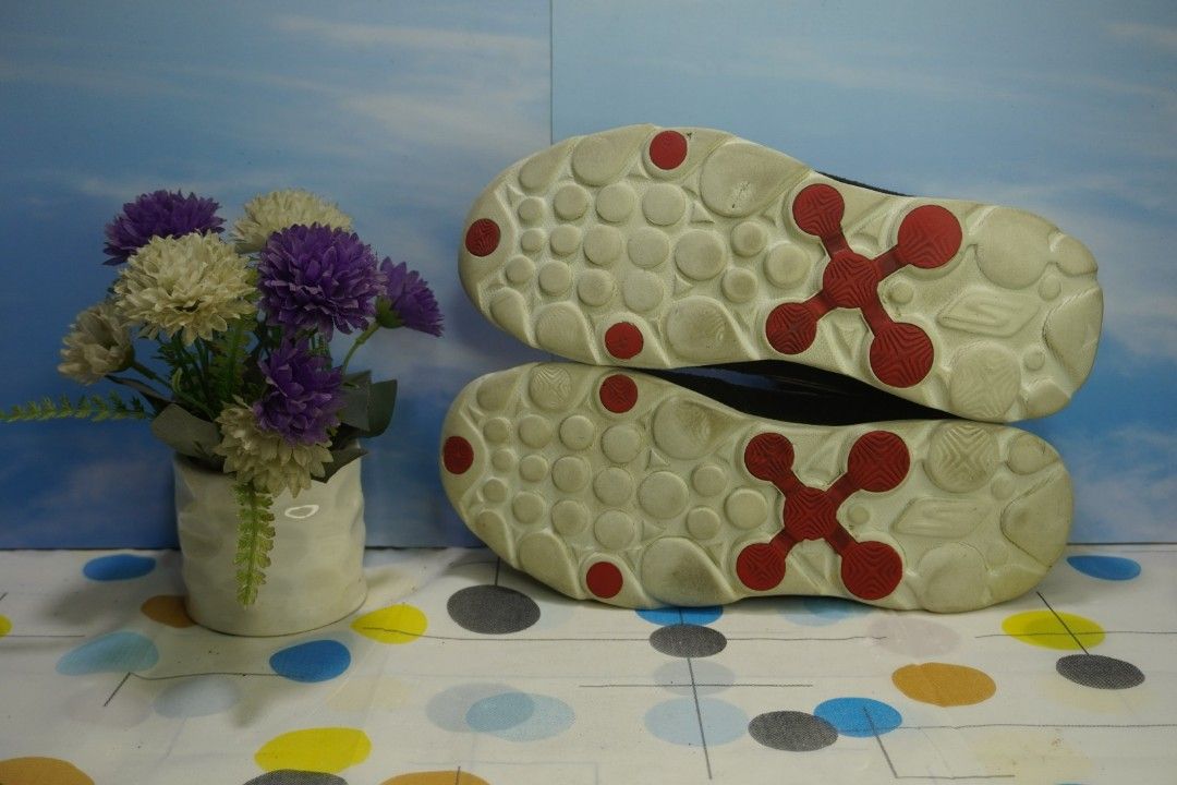 Skechers Gorun Victory Black Grey Size 42.5 Insole 27 cm Made in China