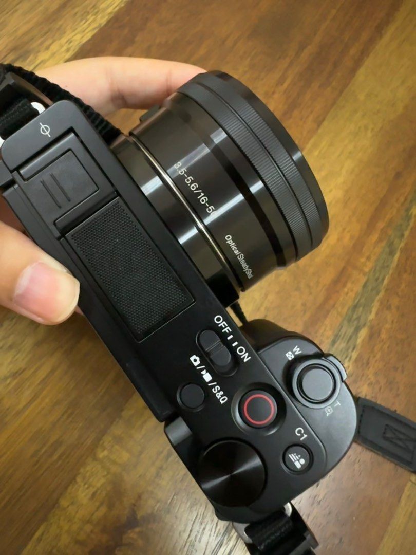SONY ZVE-10, Photography, Cameras on Carousell