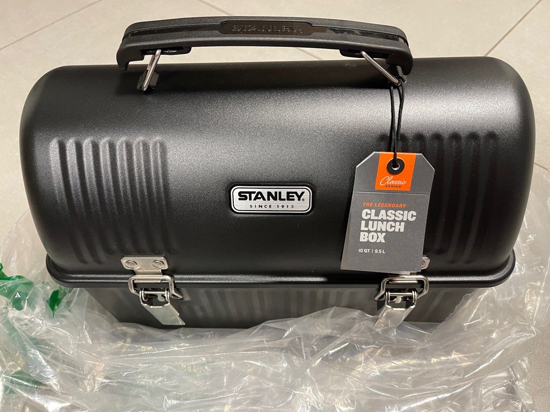 Stanley The Legendary Classic Lunch Box - Matte Black - 10QT / 9.5L
