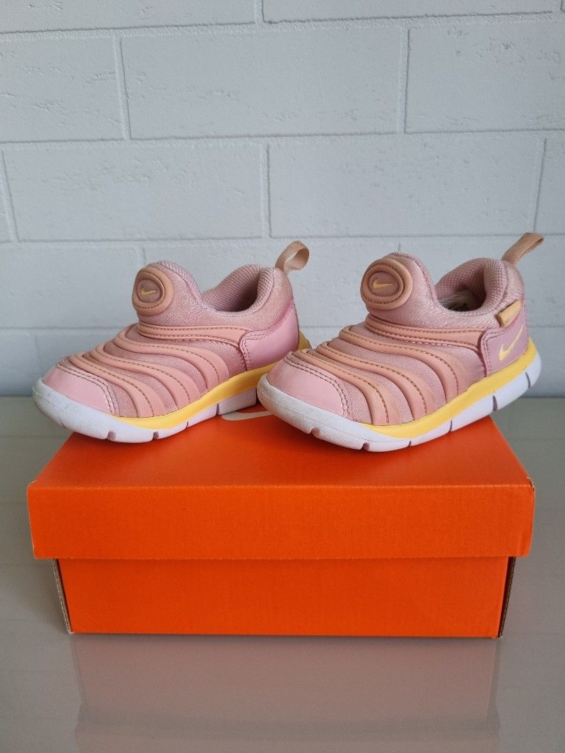 Toddler Nike Dynamo Free Pink Glaze Melon Tint size 7C 13 cm