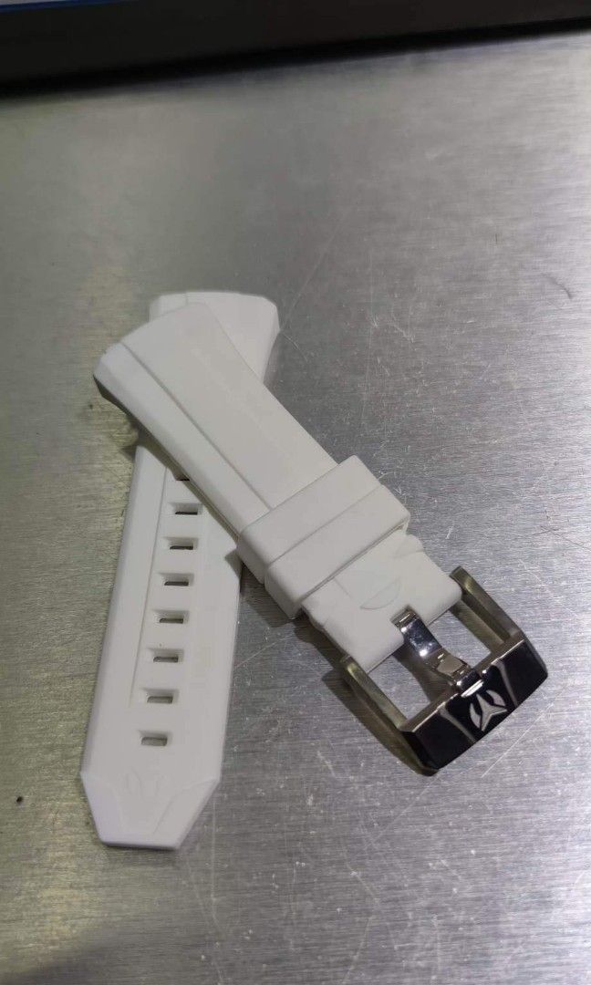 TechnoMarine Silicon Strap 45mm WHITE ORIG (Category: Luxury Watches) located in Quezon City. Submitted by ionicman (Listing ID 1230741429, Image 3). Description: FOR SALE ONLY WHITE SILICON RUBBER FITS 45MM TECHNOMARINE WATCHES PM nlng po if interested meet up or delivery pwd LOCATION: QC Area Thanks😀😀.
