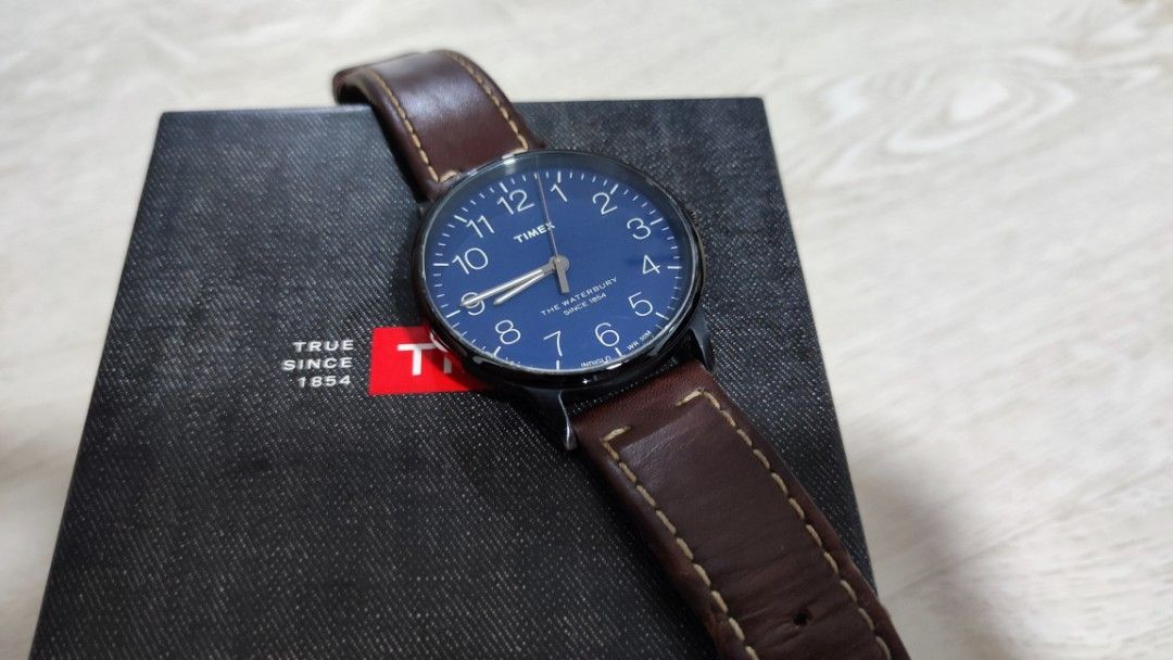 Timex The Waterburry Classic 40mm Luxury Watches on Carousell