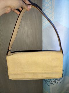 (Category: ) located in . Submitted by wanmai (Listing ID 1230803127, Image 1). Description: .
