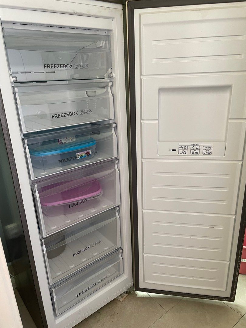 Upright freezer (no frost), TV & Home Appliances, Kitchen Appliances