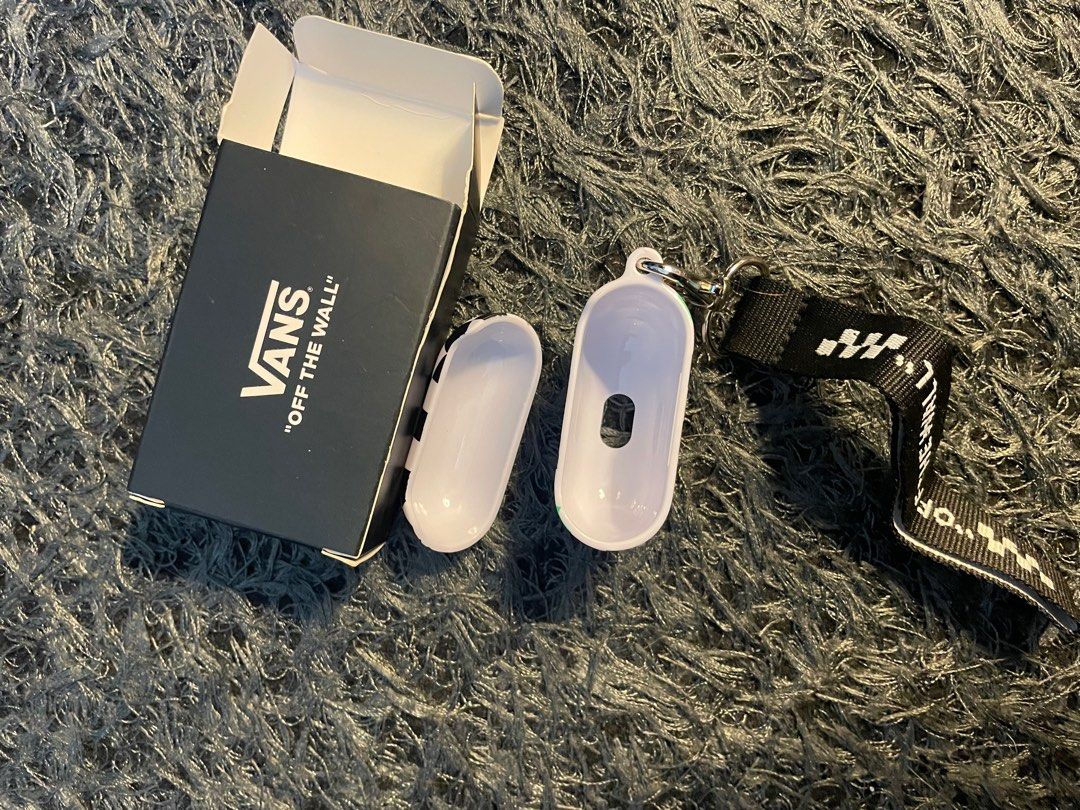 Vans airpod case store