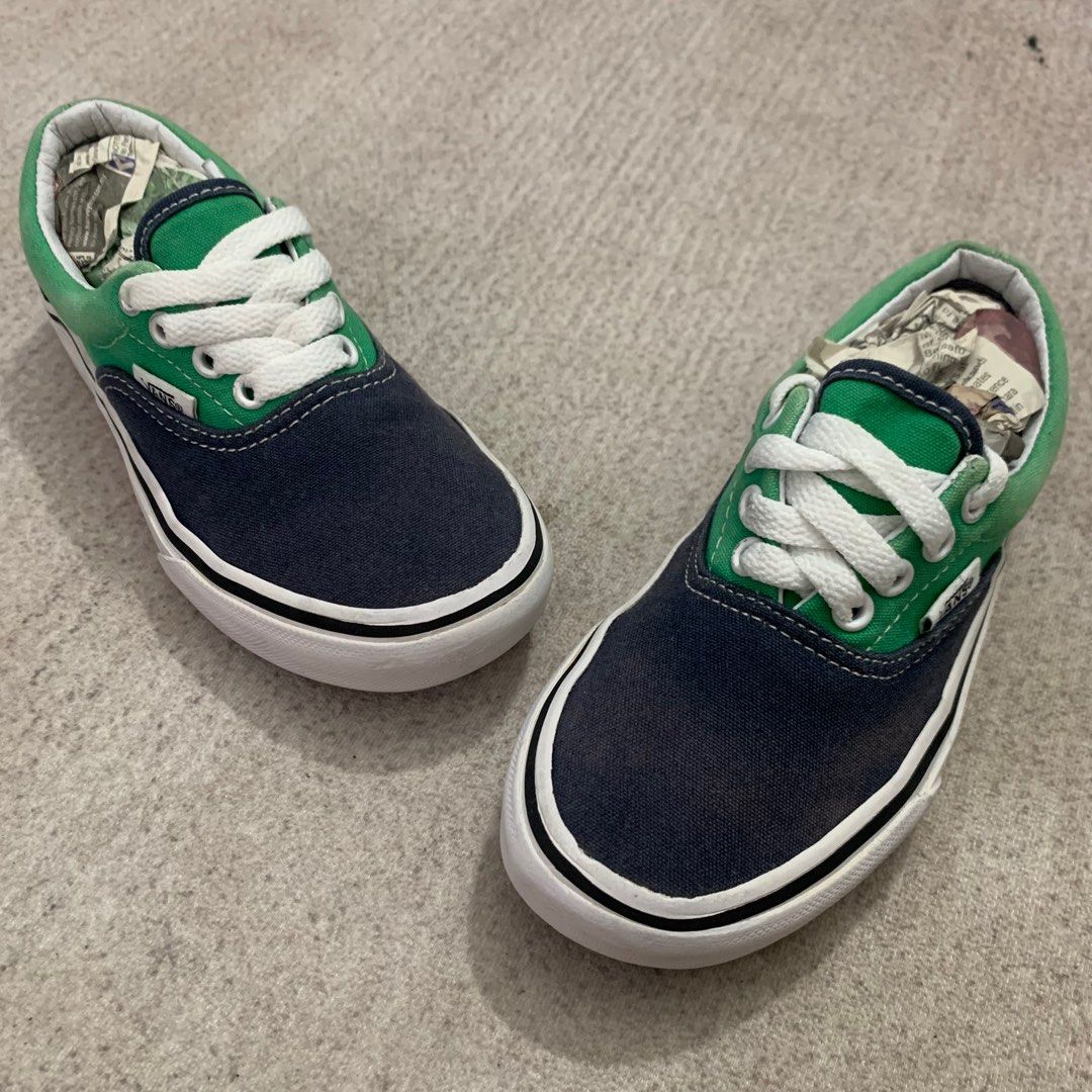 Vans authentic online kids shoes