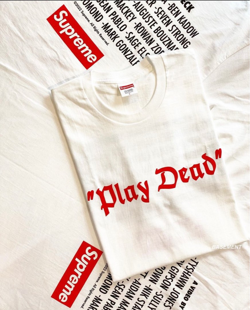 徵wtb supreme play dead tee 白色s碼, 徵收- Carousell