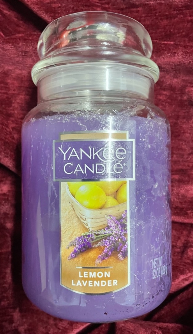 Yankee Candle - Lemon Lavender, Furniture & Home Living, Home Fragrance on  Carousell