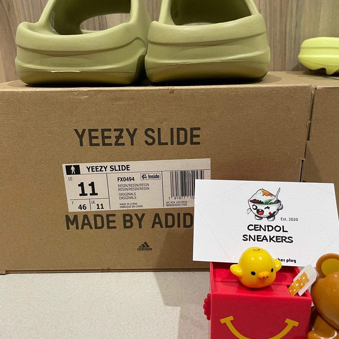 Yeezy Slide Resin Men s Fashion Footwear Flipflops and Slides