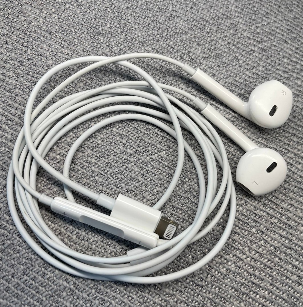 Used earpods outlet