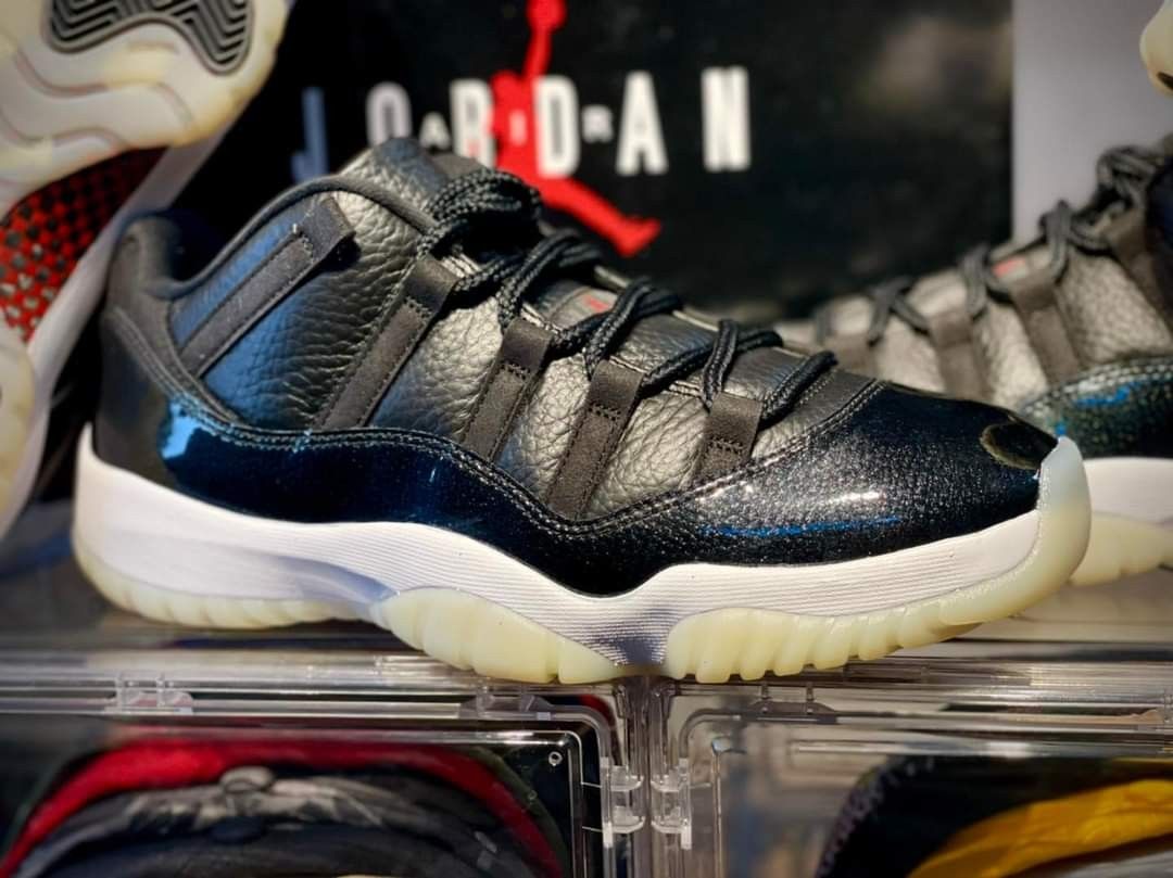 Jordan 11 hotsell 7210 release date