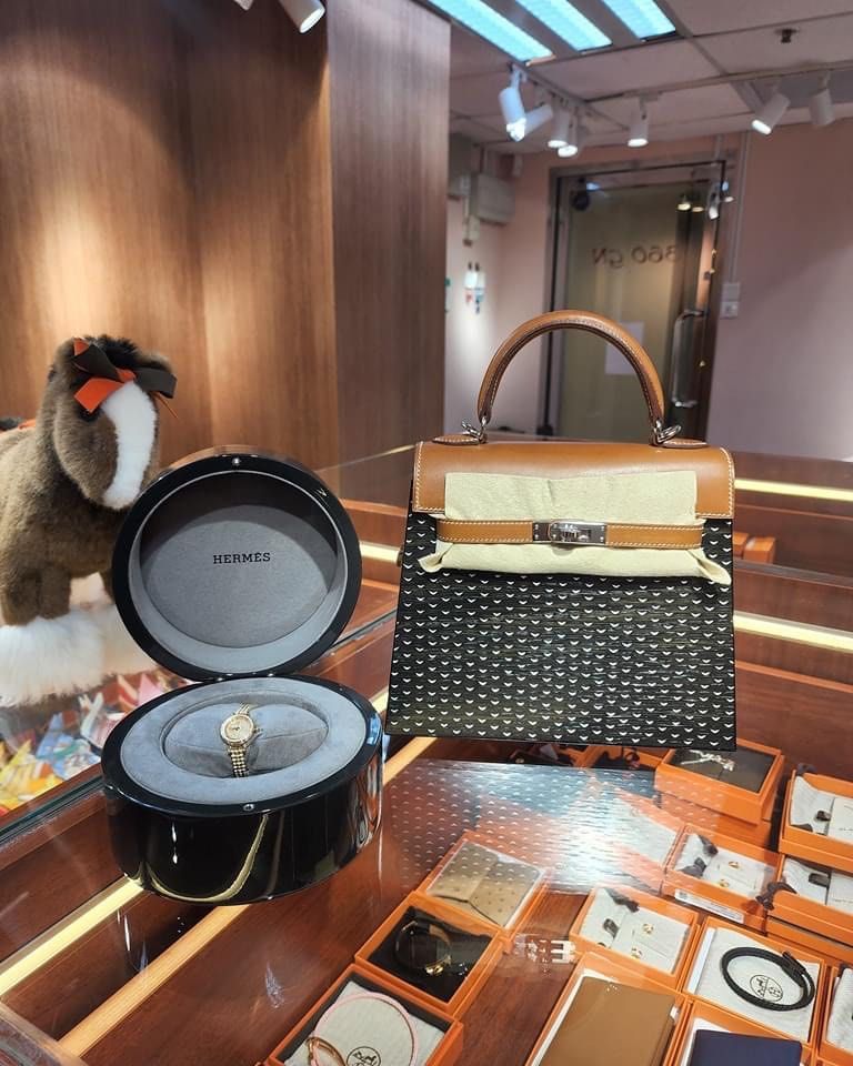 Hermes kelly sale wood