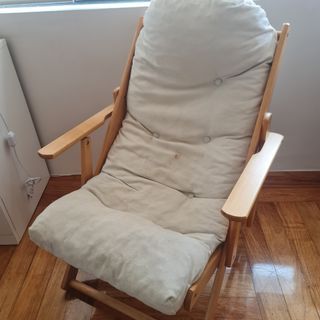 Adjustable sofa chair white cushion