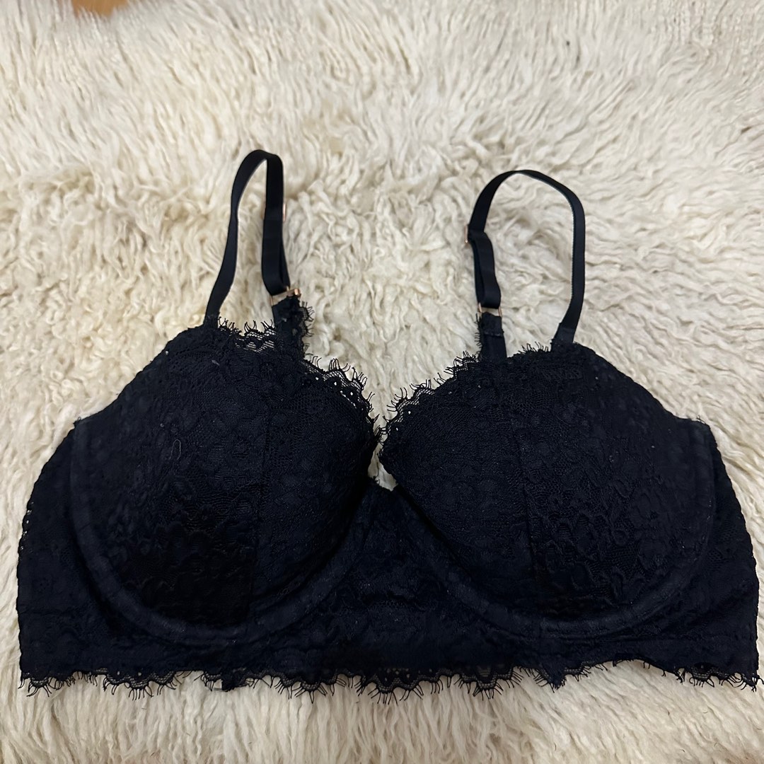 Aerie 34C on tag Sister Sizes: 36B, 32D Thin Pads  Underwire Adjustable  Strap Elegant Lace Back Closure Php250 All items are from US Bale., Women's  Fashion, Undergarments & Loungewear on Carousell