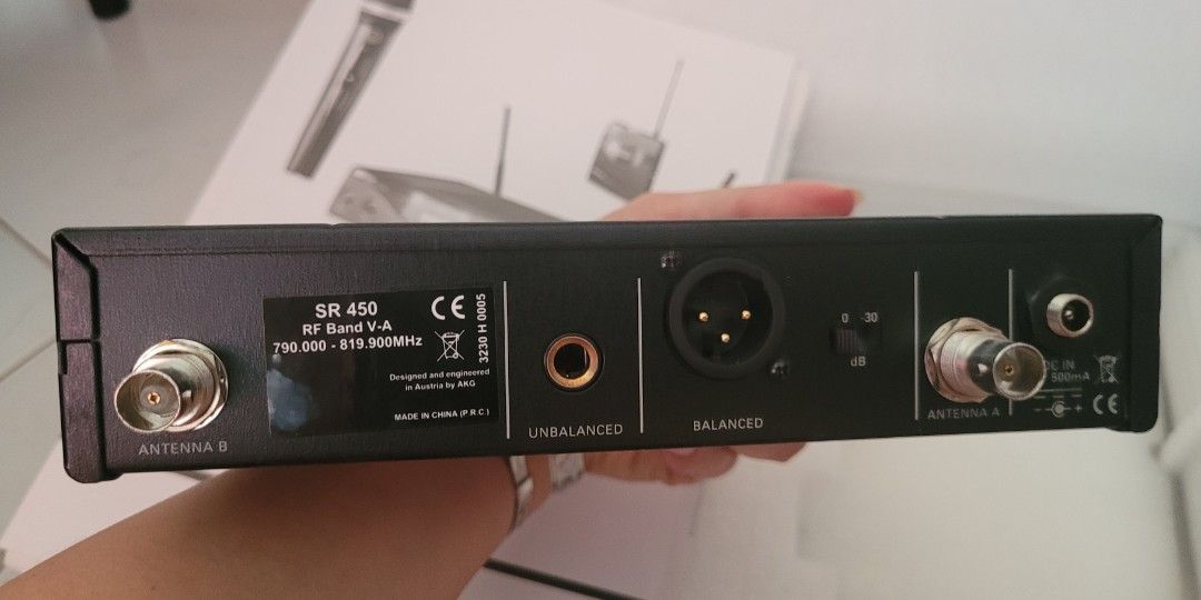 Akg wms 450 outlet