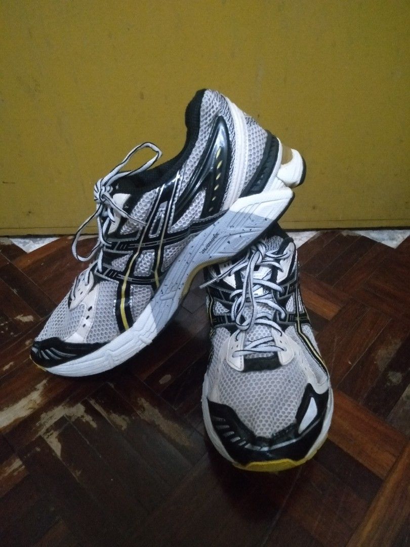 Asics 10.5 deals