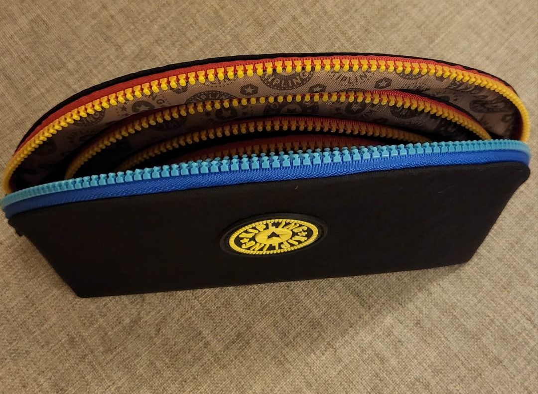 Kipling 4-in-1 Pouch for Sale (Category: Purses & Pouches) located in Quezon City. Submitted by lexy1402 (Listing ID 1230922986, Image 2). Description: ● Brand new ● Never been used ● Color: Black ● One zip pocket ● Perfect for your small items like keys, mobile phone, credit cards, IDs, cash and coins ● Can also be used as make-up pouch or toiletries kit ● Selling at: P800.00 ● Payment mode: Bank Transfer or GCash ● Shipping fee: c/o Buyer.