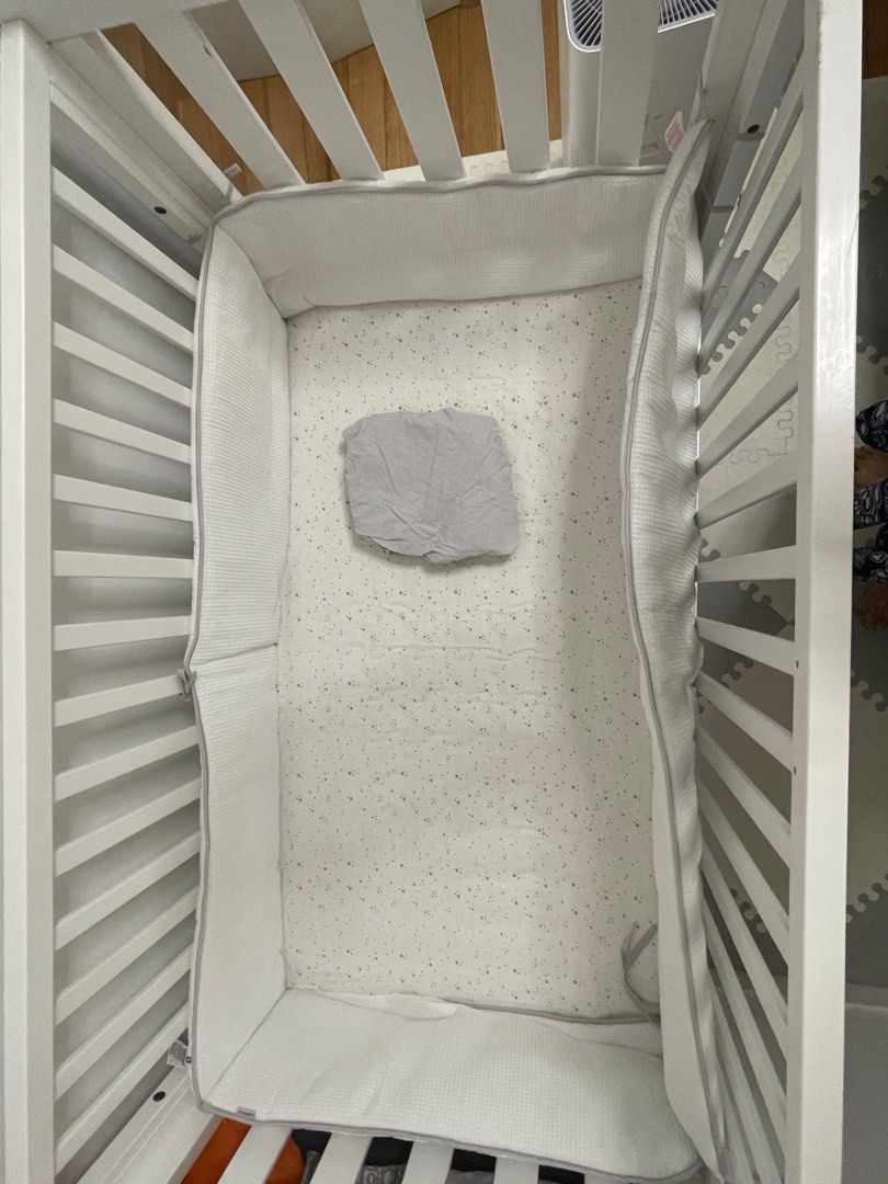 Boori Baby cot with a mattress, sheets and bumpers., Babies & Kids