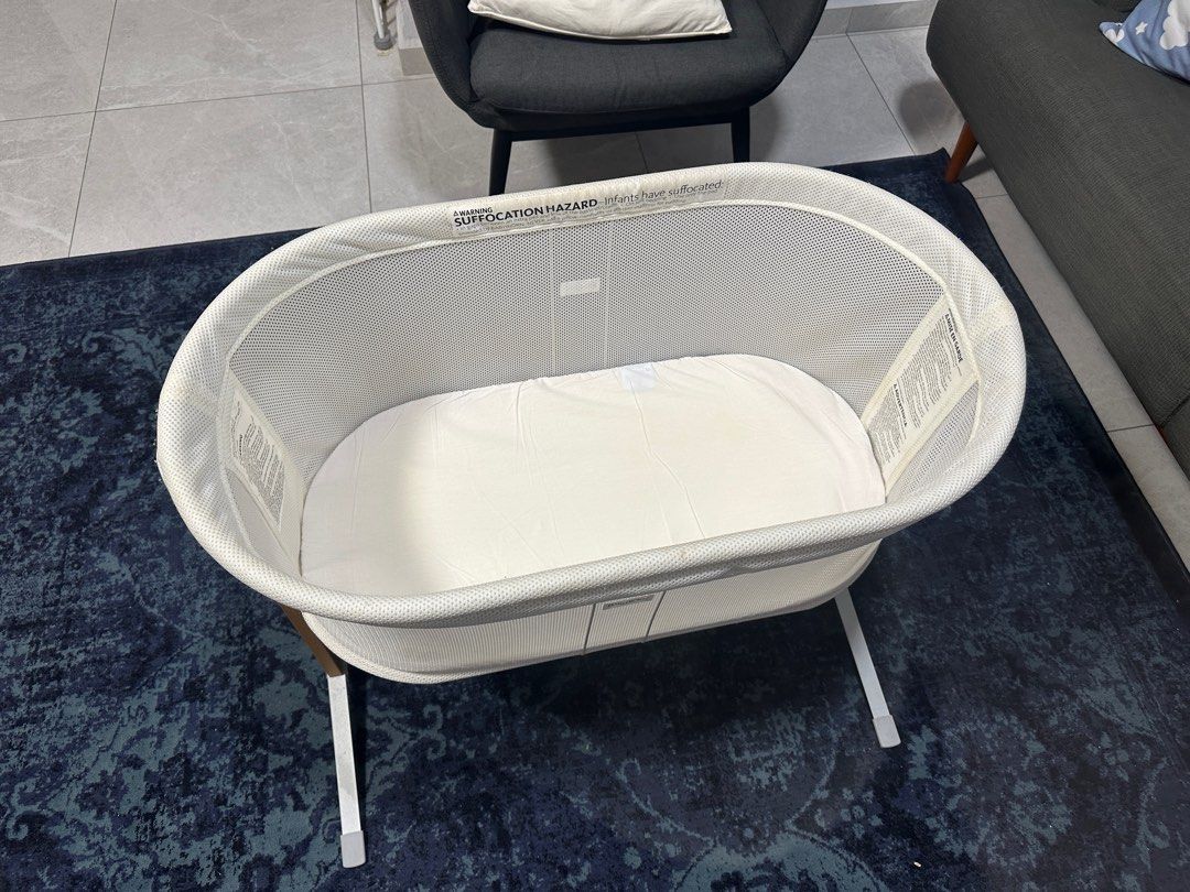 Used baby bjorn top bassinet