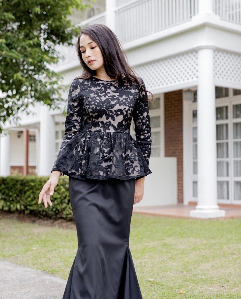SALOMA PEPLUM BAJU SET BLOUSE AND SKIRT Women s Fashion Muslimah