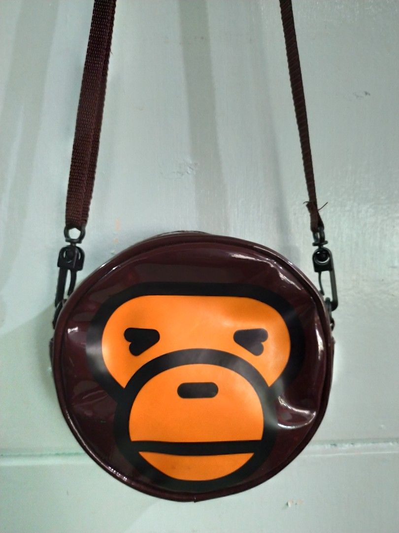 BAPE BABY MILO FACE SLING BAG, Luxury, Bags & Wallets on Carousell