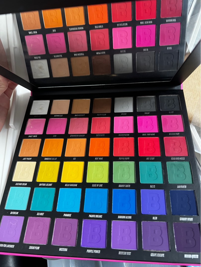 Beauty Bay Bright Matte 42 Colour Eyeshadow Palette Beauty