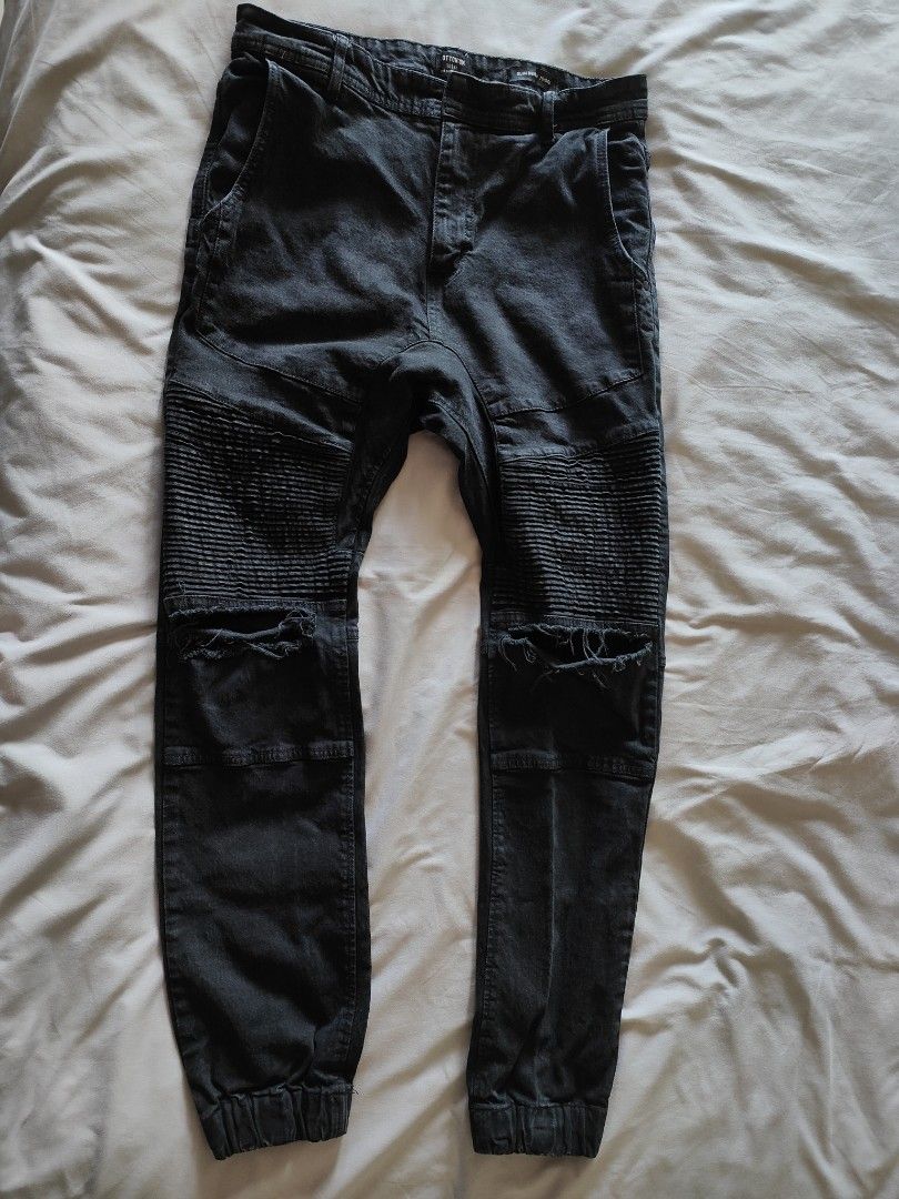 Black ripped jean best sale joggers
