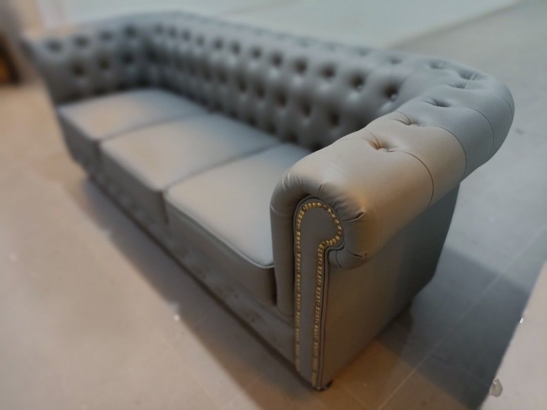 Salvadore X 3 Seater Chesterfield Sofa