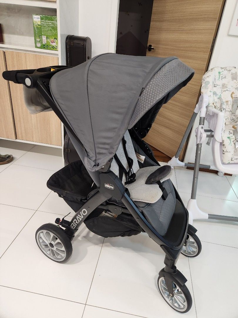 Collapse chicco bravo outlet stroller