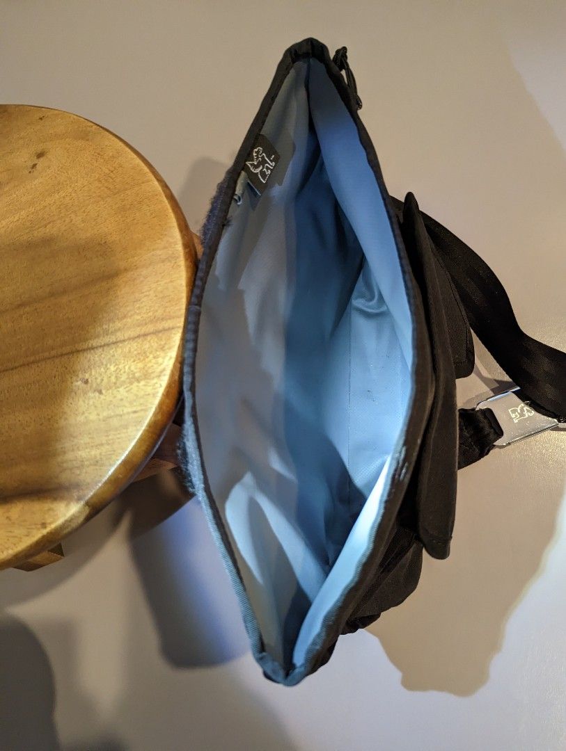 Chrome Industries Chekhov, Men's Fashion, Bags, Sling Bags on Carousell