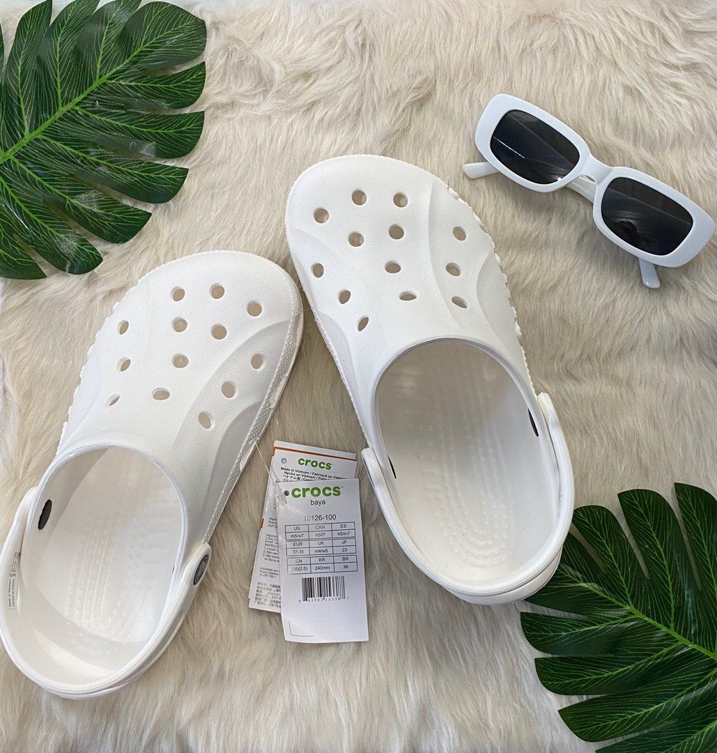 White top original crocs