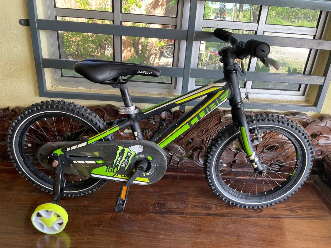 Cube 160 kids size 16 Sports Equipment Bicycles Parts