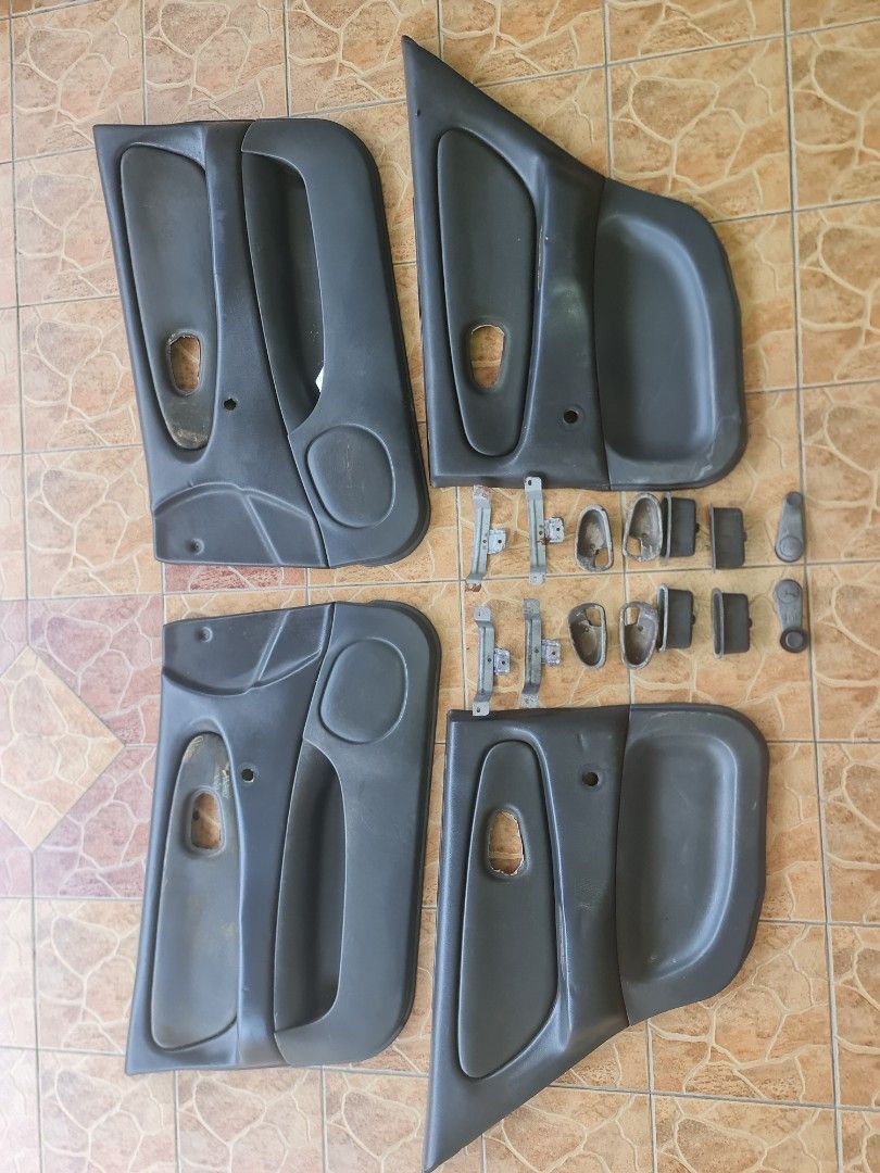 Door trim wira 1.5 carb tahun 1994., Auto Accessories on Carousell