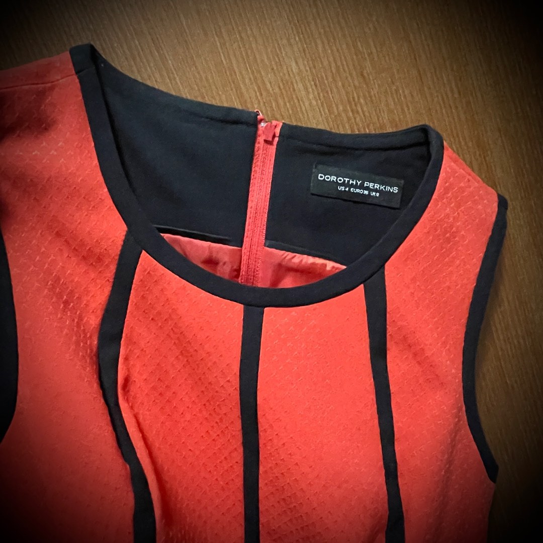 Dorothy perkins sportswear store