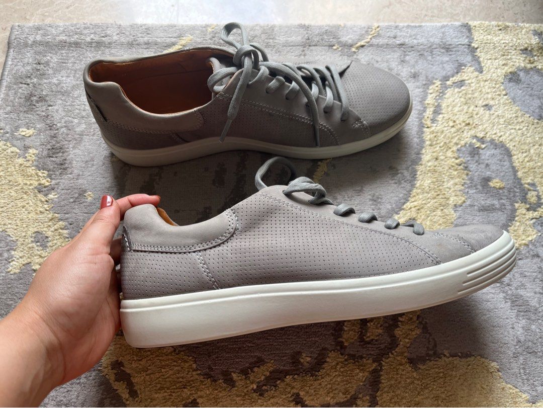 Mens gray deals leather sneakers