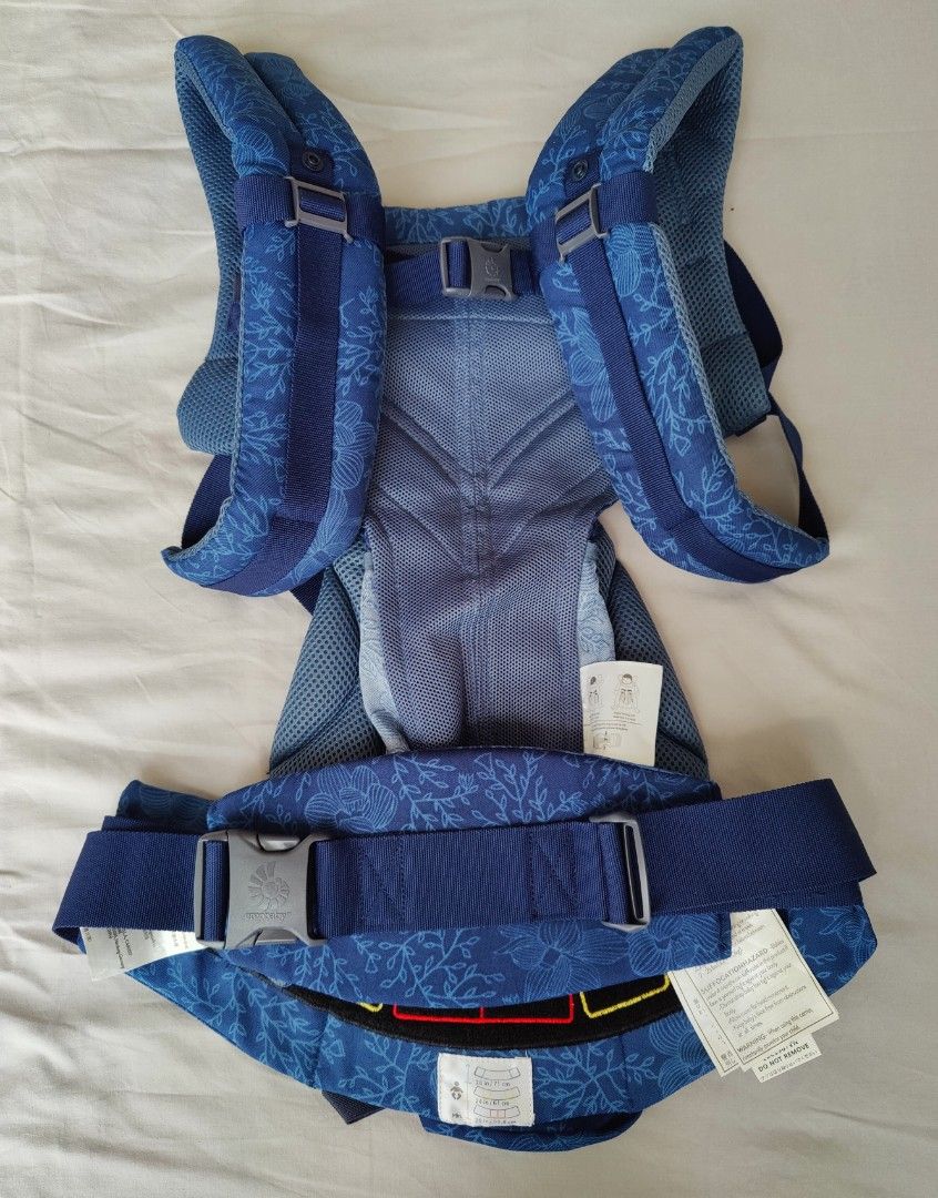 Ergobaby Omni 360 Carrier Mesh, Babies & Kids, Going Out, Carriers