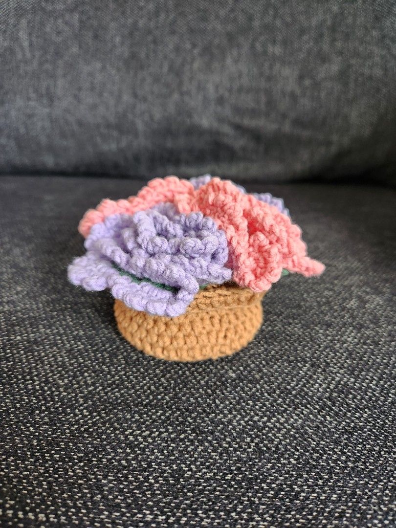 Flower bouquet crochet coasters (customised), Hobbies & Toys