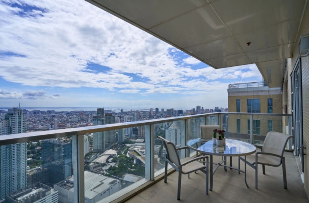 Curated visual reference: For Sale Rare Lower Penthouse Discovery Primea Ayala Makati City Photo Inspiration