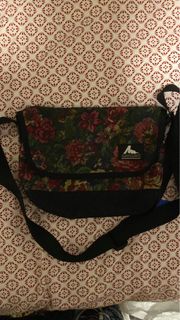 (Category: ) located in . Submitted by bobbypicasoo (Listing ID 1231078648, Image 1). Description: .
