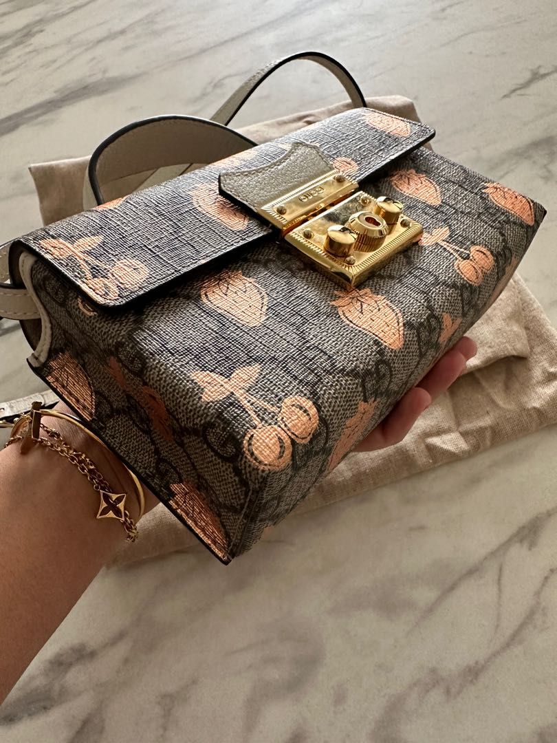 Gucci padlock on sale crossbody